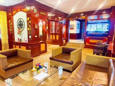 Orchid Pool Villa - indoor Warm pool – 写真 13